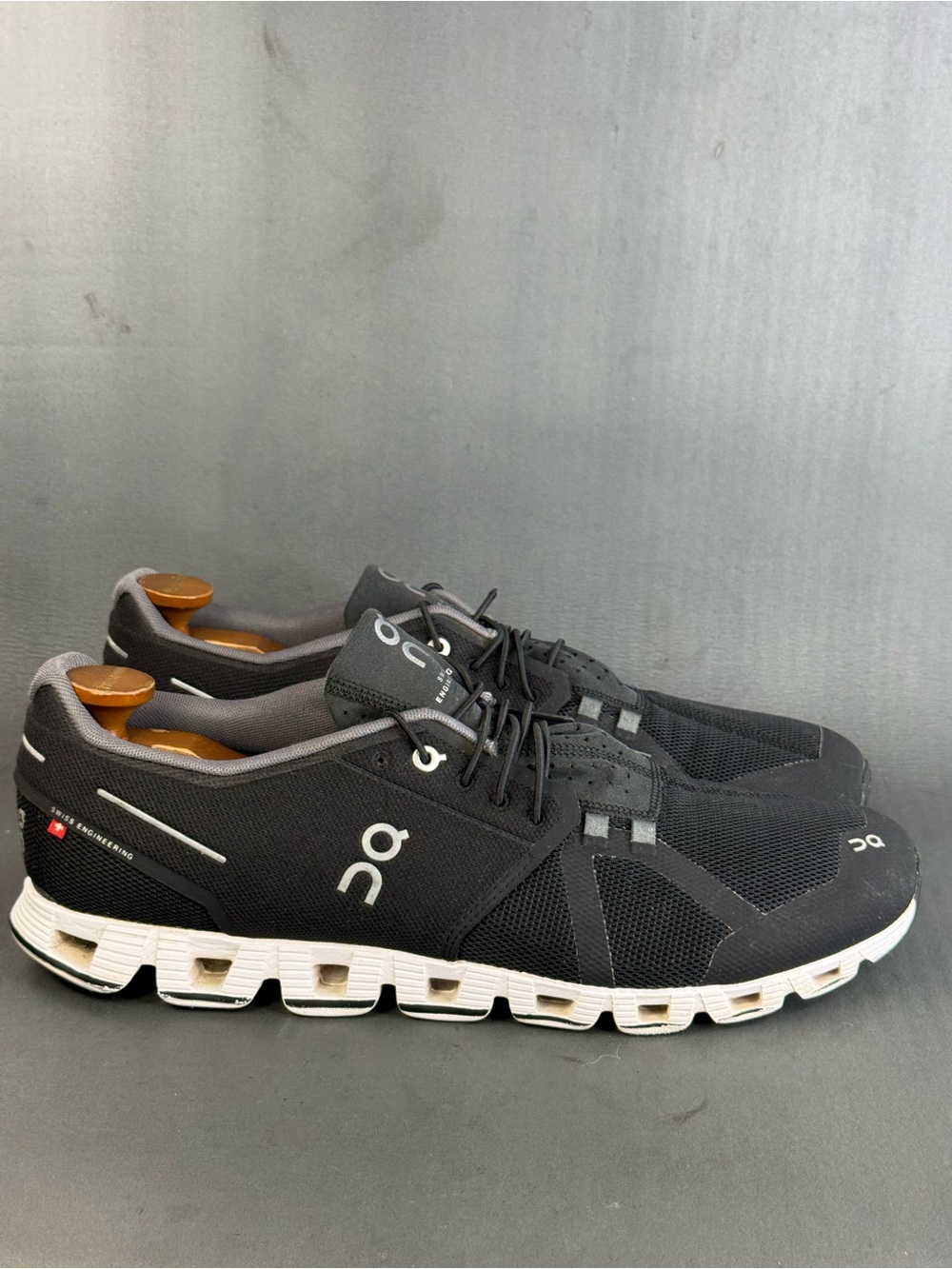 On Cloud running athletic sneaker shoes men’s size 14
